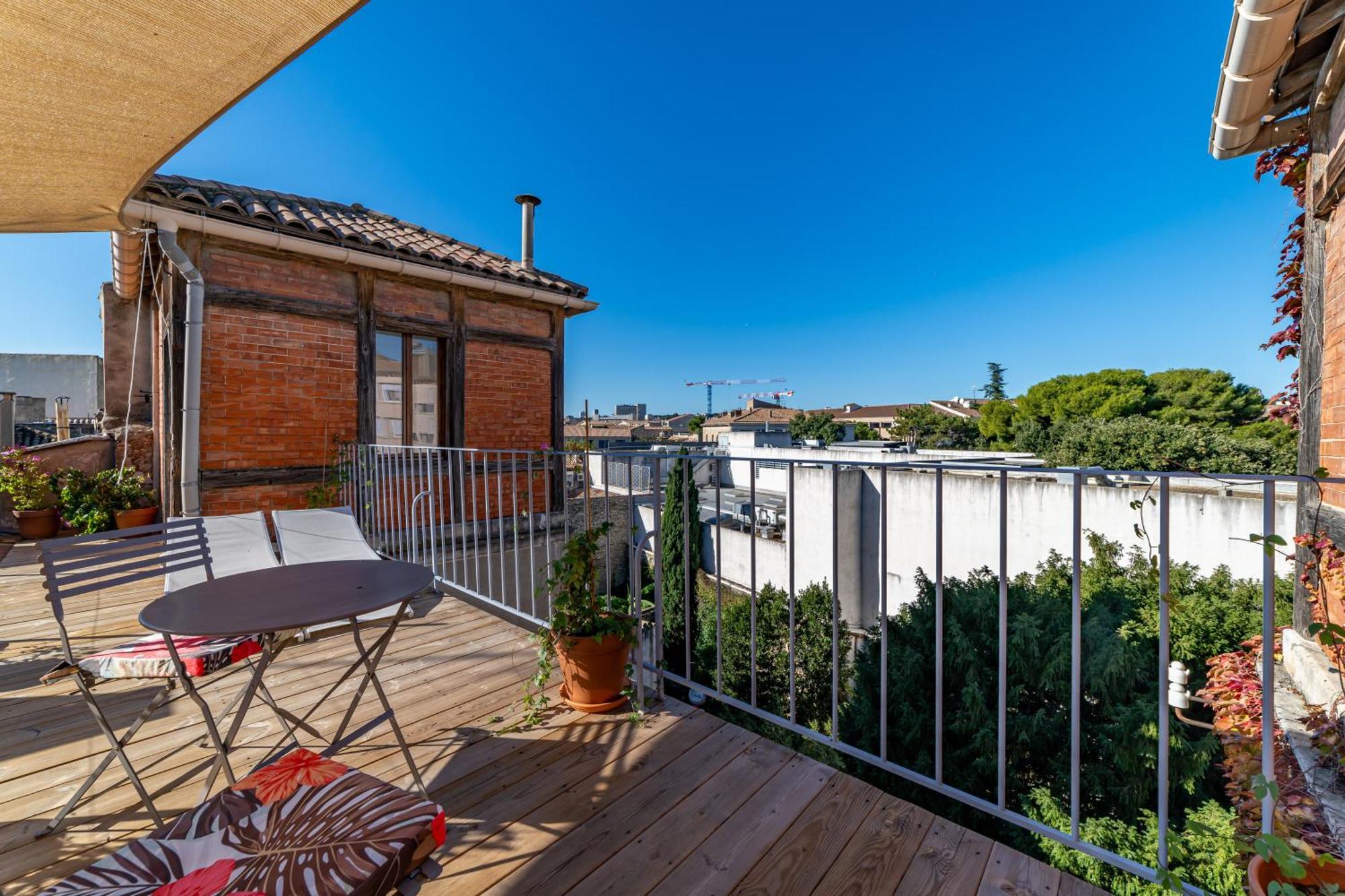 La Terrasse Suspendue Des Arenes - Une Nuit A Nîmes Extérieur photo